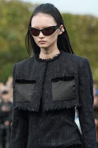 Look 39